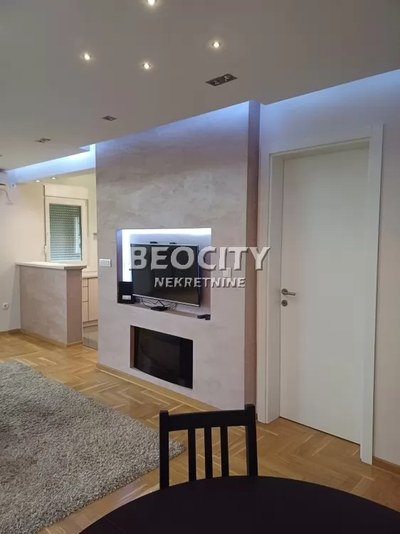 Trosoban stan, 84 m2, Zemun, Dragana Rakića ID: 131674 4