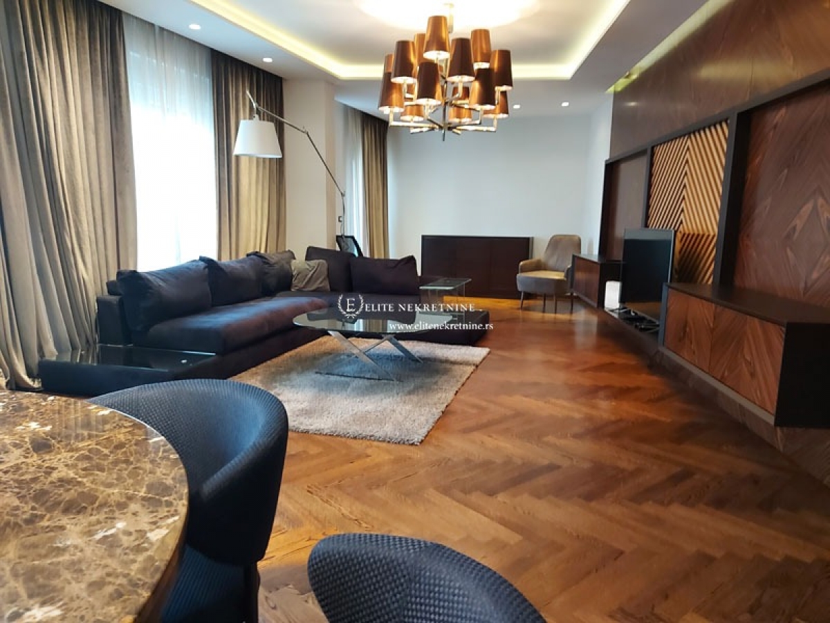 Trosoban stan  Beograd   Hram   Izdavanje 1