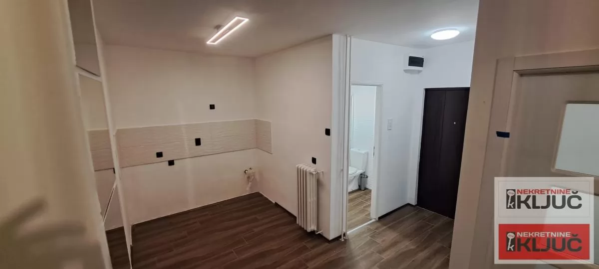 NOVO NASELJE, 34m2 + terasa, Jednoiposoban, Renoviran 1