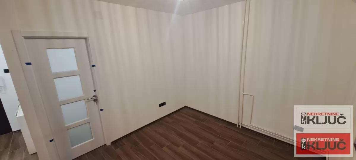 NOVO NASELJE, 34m2 + terasa, Jednoiposoban, Renoviran 3