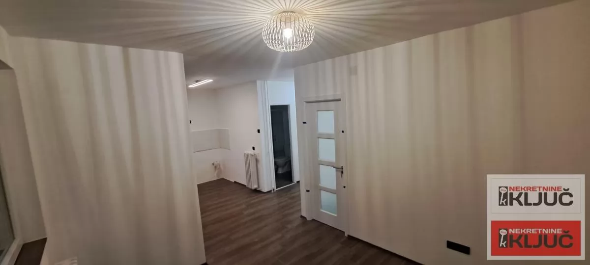 NOVO NASELJE, 34m2 + terasa, Jednoiposoban, Renoviran 4