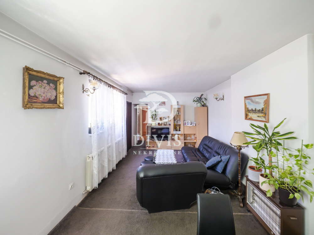Adaptibilan 3 0 stan u ulici Strahinjića Bana 85m2 2