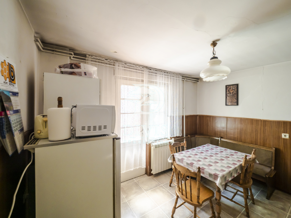 Adaptibilan 3 0 stan u ulici Strahinjića Bana 85m2 3