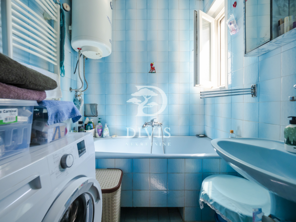 Adaptibilan 3 0 stan u ulici Strahinjića Bana 85m2 4