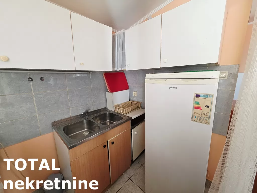 Stan,NOVI SAD,ZELEZNICKA STANICA,kv: 21.00, € 55000, ID: 1101779 7