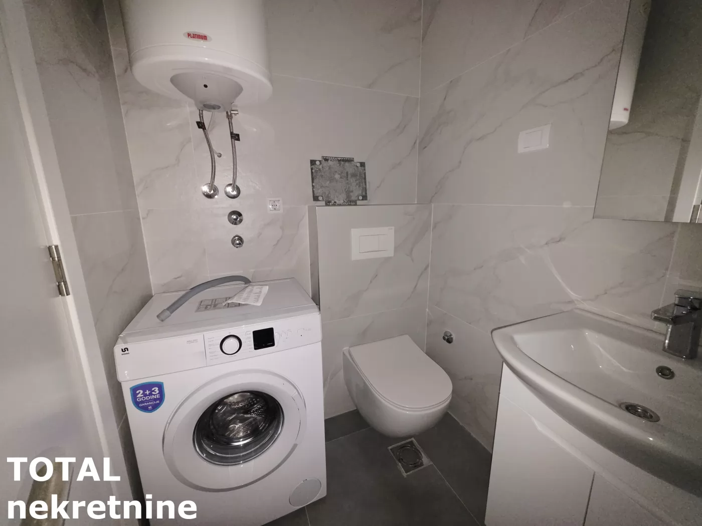 Stanovi,NOVI SAD,PODBARA,kv: 57.00, € 550, ID: 9189902 11