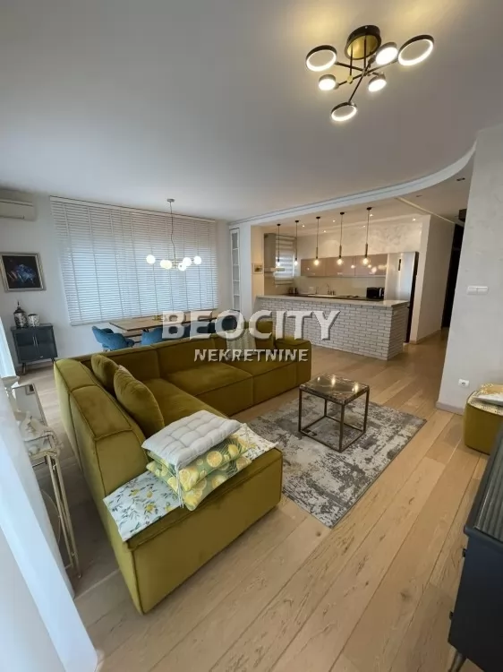 Trosoban stan, 105 m2, Novi Sad, Narodnog fronta ID: 131856 1