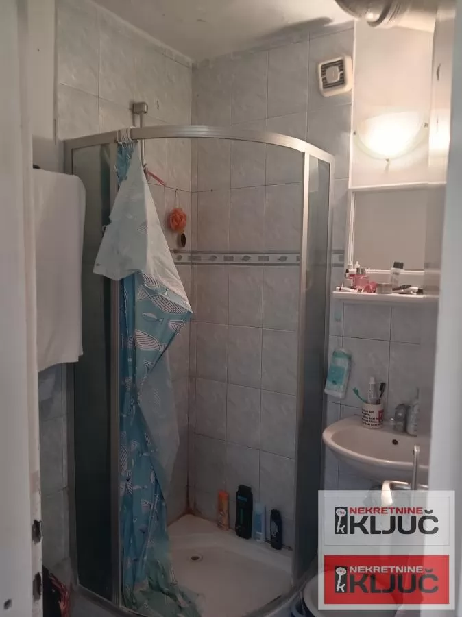BULEVAR, 74 m2, Trosoban, Odličan 20