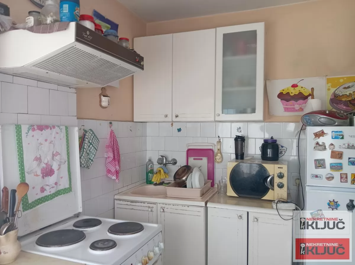 BULEVAR, 74 m2, Trosoban, Odličan 8