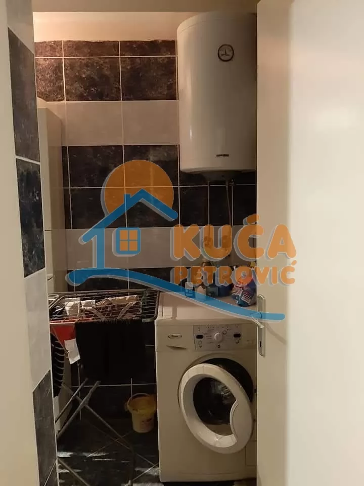 Dvosoban stan, 50 m2, Centar, Kej Kola srpskih sestara ID: p-016352 14