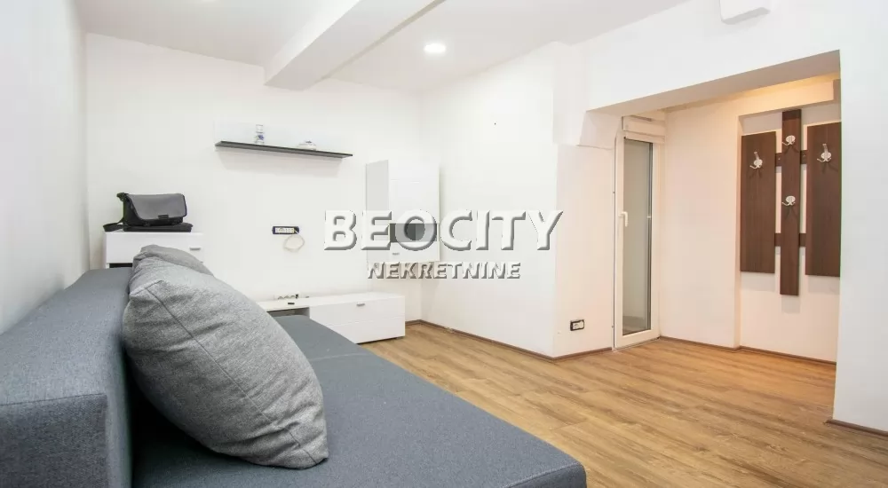 Jednosoban stan, 30 m2, Centar, Strahinjića Bana ID: 131809 1