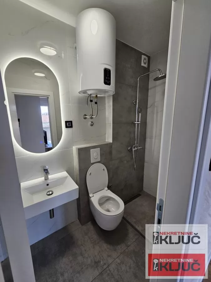 Dvosoban stan 47 m², Telep, Novi Sad, 1. sprat 11