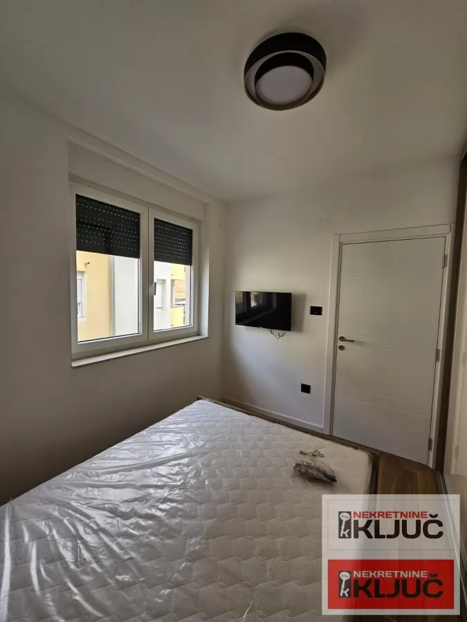 Dvosoban stan 47 m², Telep, Novi Sad, 1. sprat 8