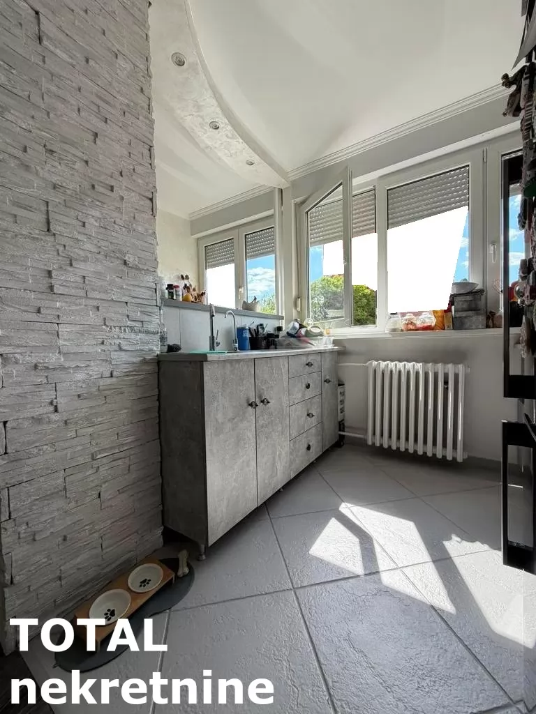 Stan,NOVI SAD,ZELEZNICKA STANICA,kv: 56.00, € 153000, ID: 1102587 14