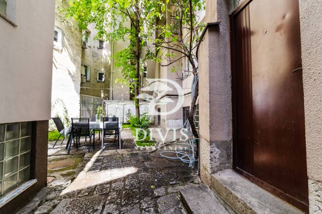 Lux renovirana kuća sa dvorištem na Dorćolu  155m2 5