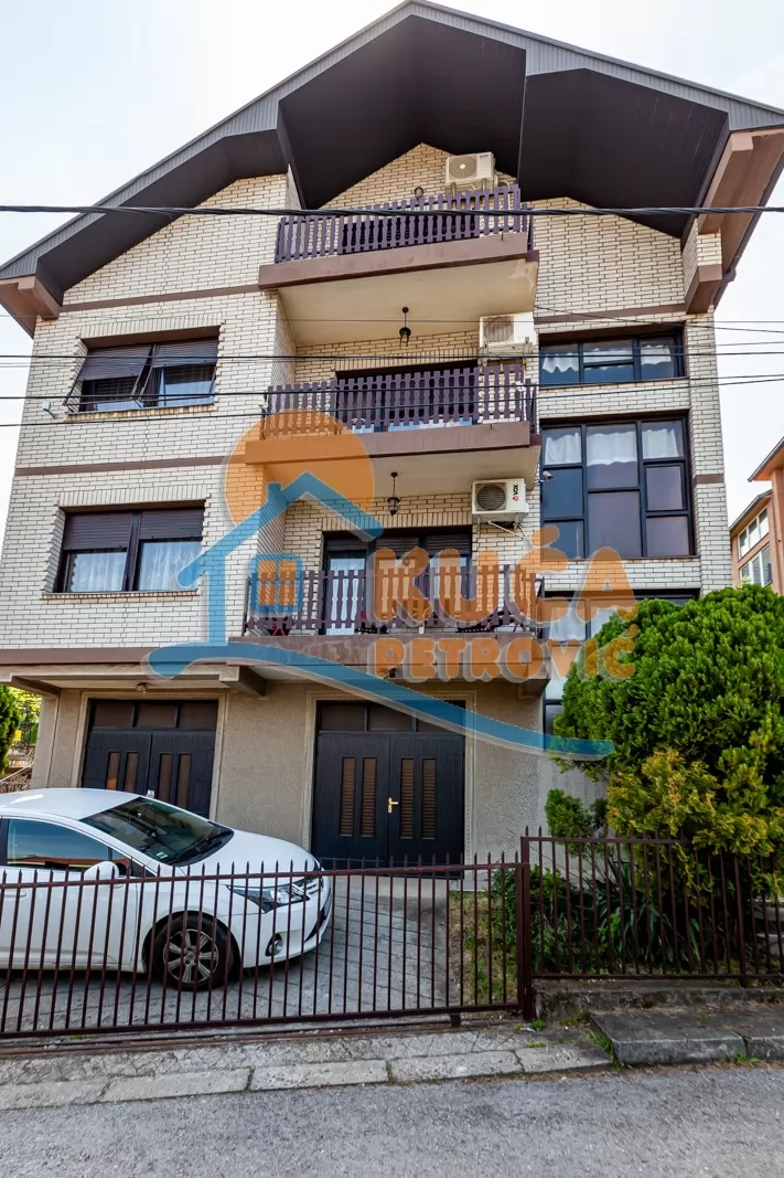 četvorosobna kuća, 480 m2, Palilula, Ljubiše Popovića Slavka ID: p-016370 1