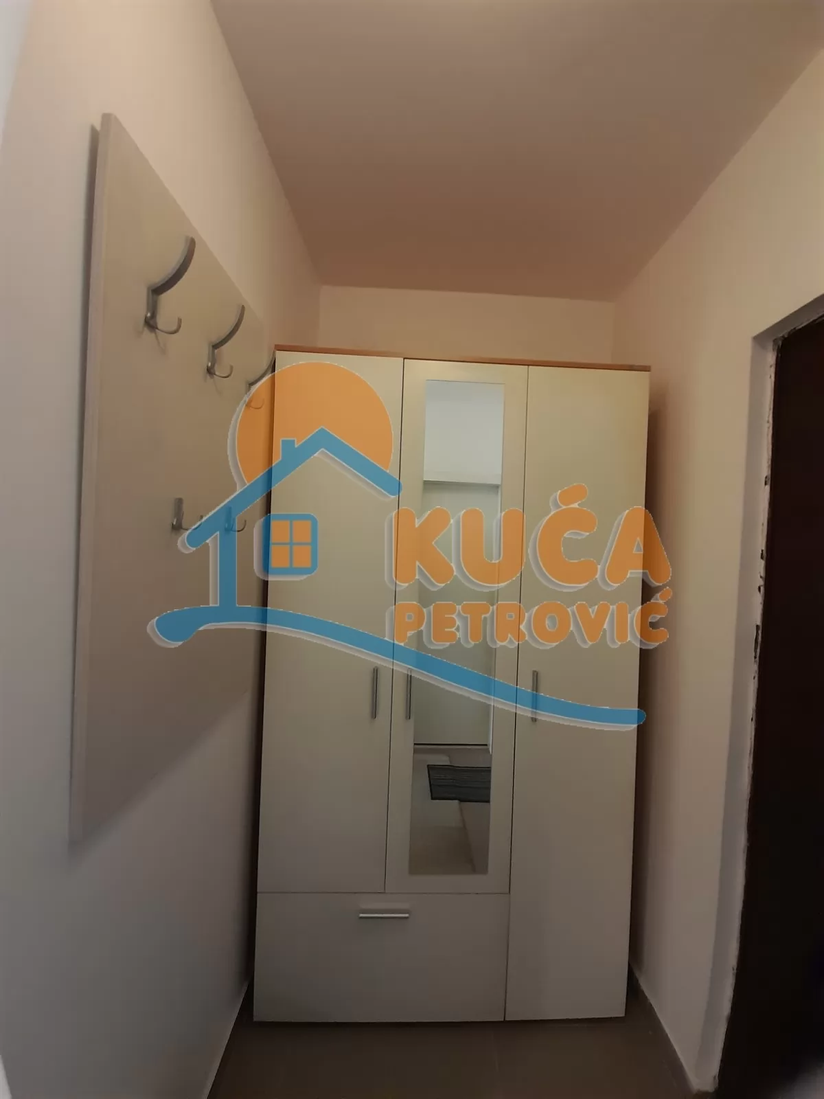 Jednosoban stan, 42 m2, Centar, Kej Kola srpskih sestara ID: i-08456 12