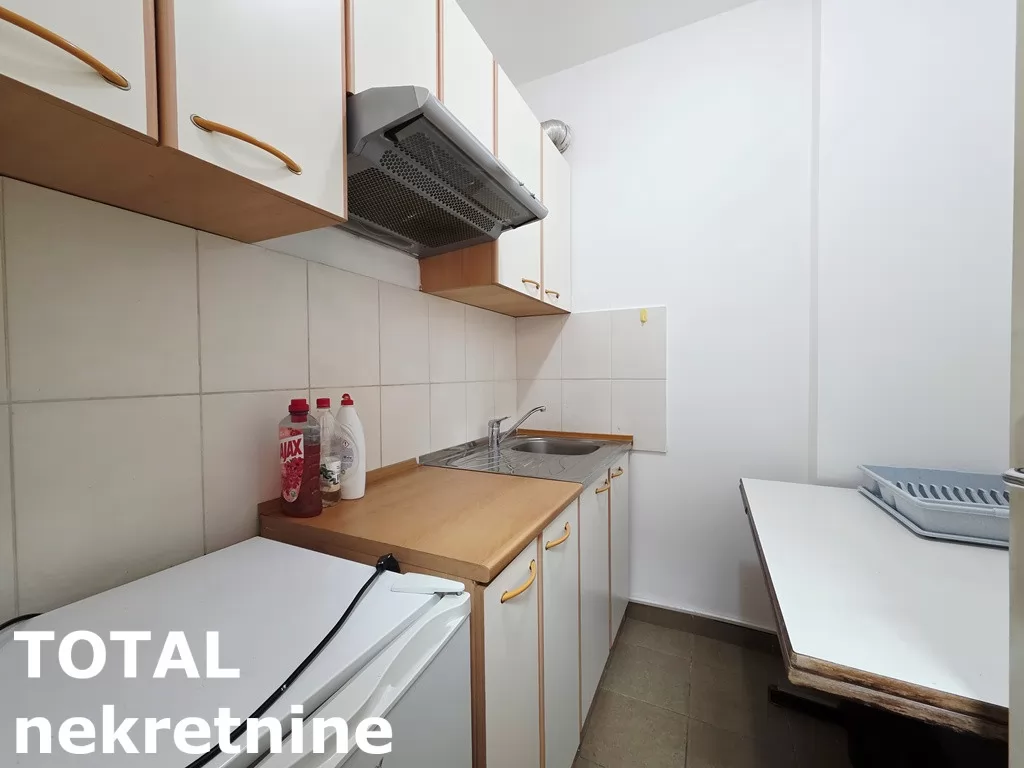 Stan,NOVI SAD,BULEVAR,kv: 46.00, € 143000, ID: 1102583 5