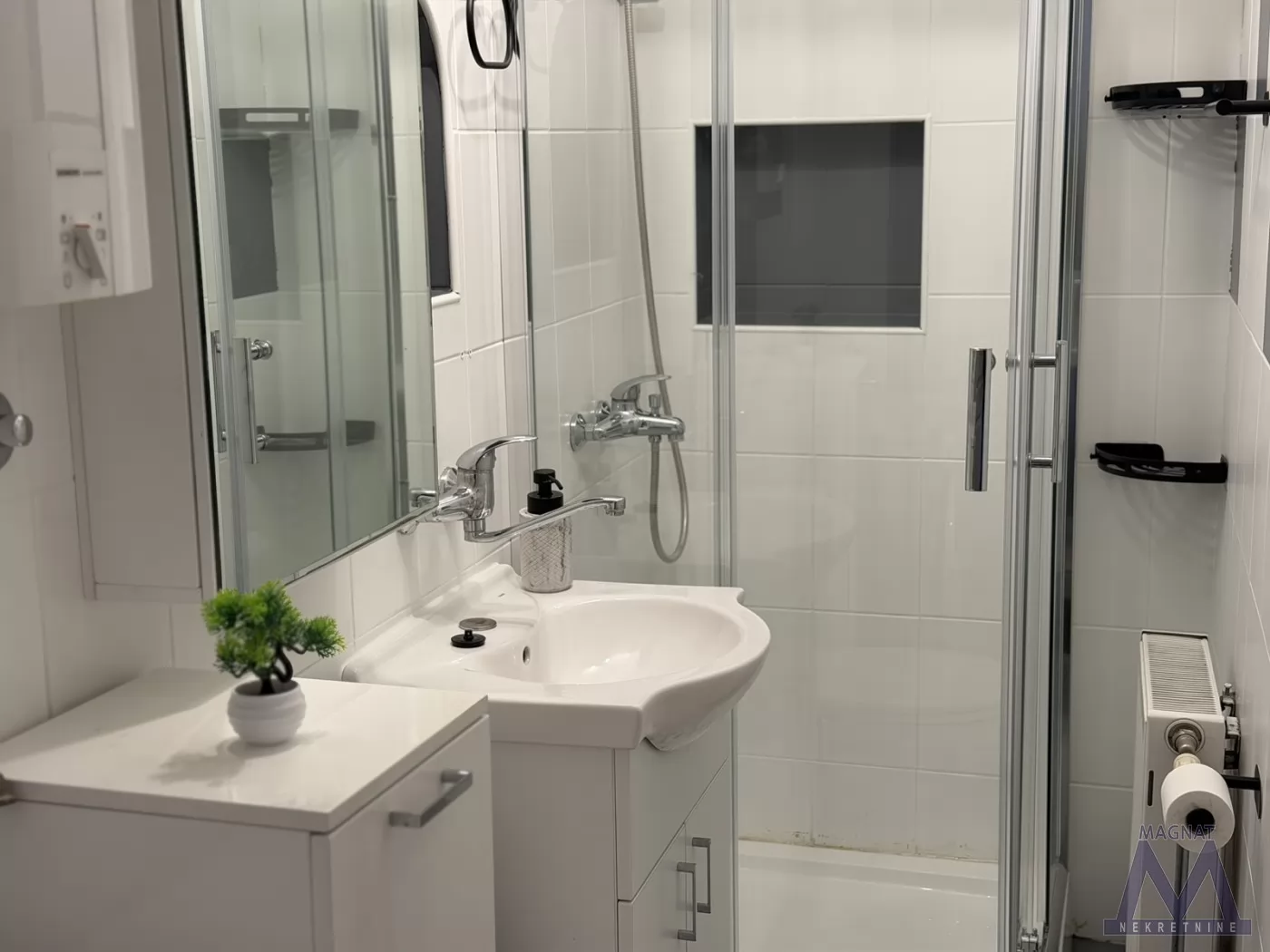 Stan,NOVI SAD,CENTAR,kv: 37, € 400, ID: 9101946 14