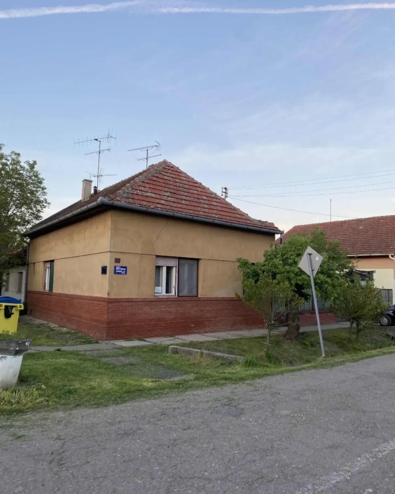 Prodajem kuću u Bečeju 1