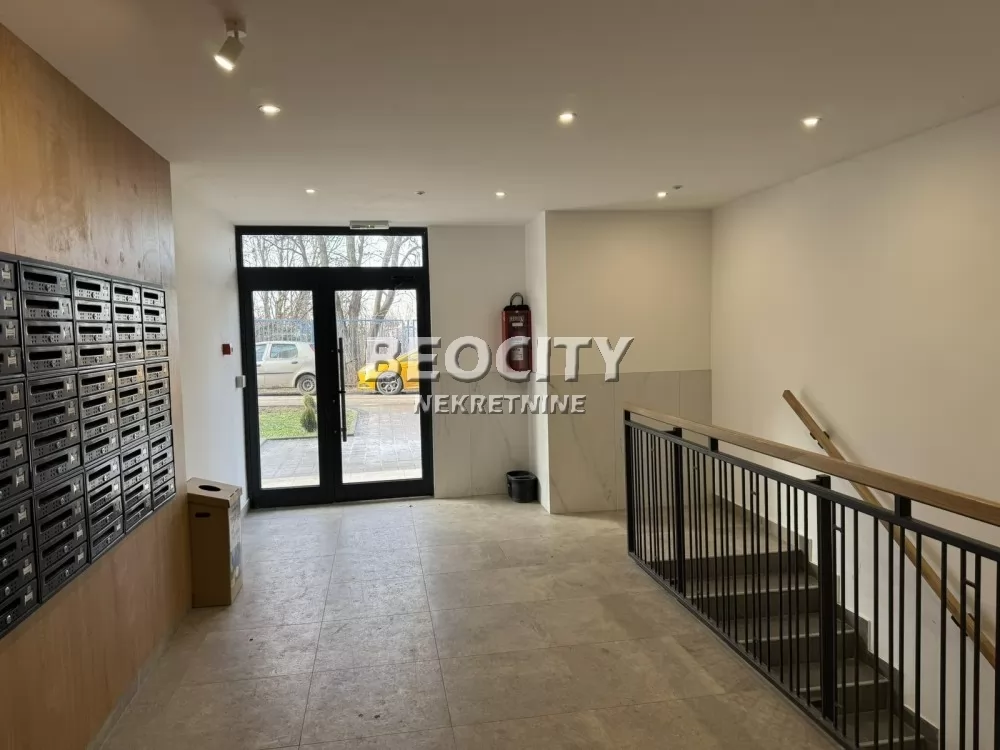Dvosoban stan, 38 m2, Zvezdarska šuma, Ledinačka ID: 131858 13