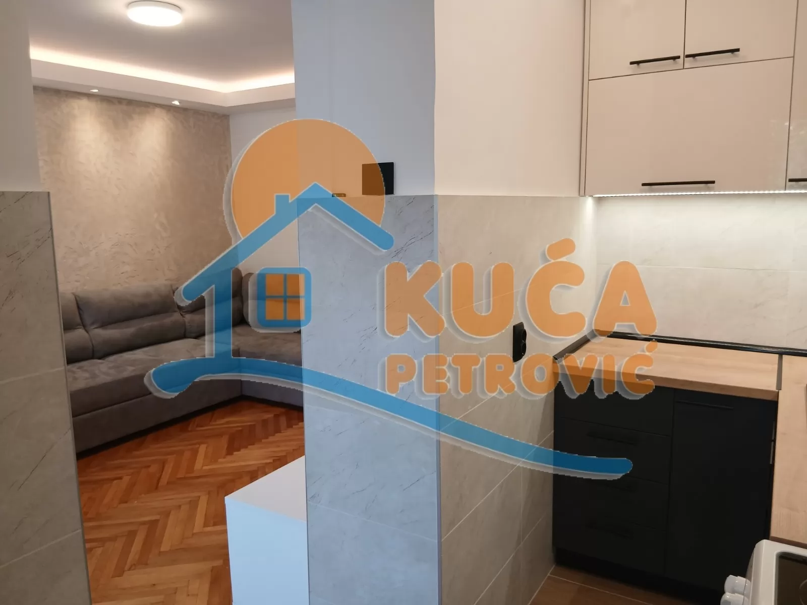 Dvosoban stan, 42 m2, Centar, Orlovića Pavla ID: i-016372 12