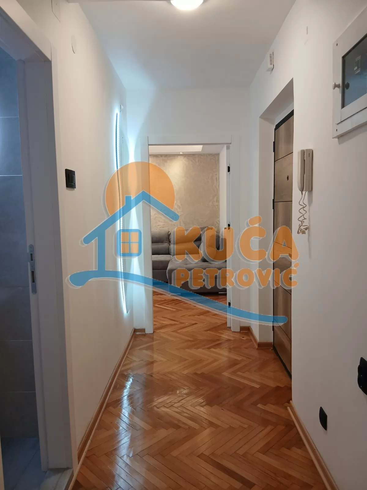 Dvosoban stan, 42 m2, Centar, Orlovića Pavla ID: i-016372 16