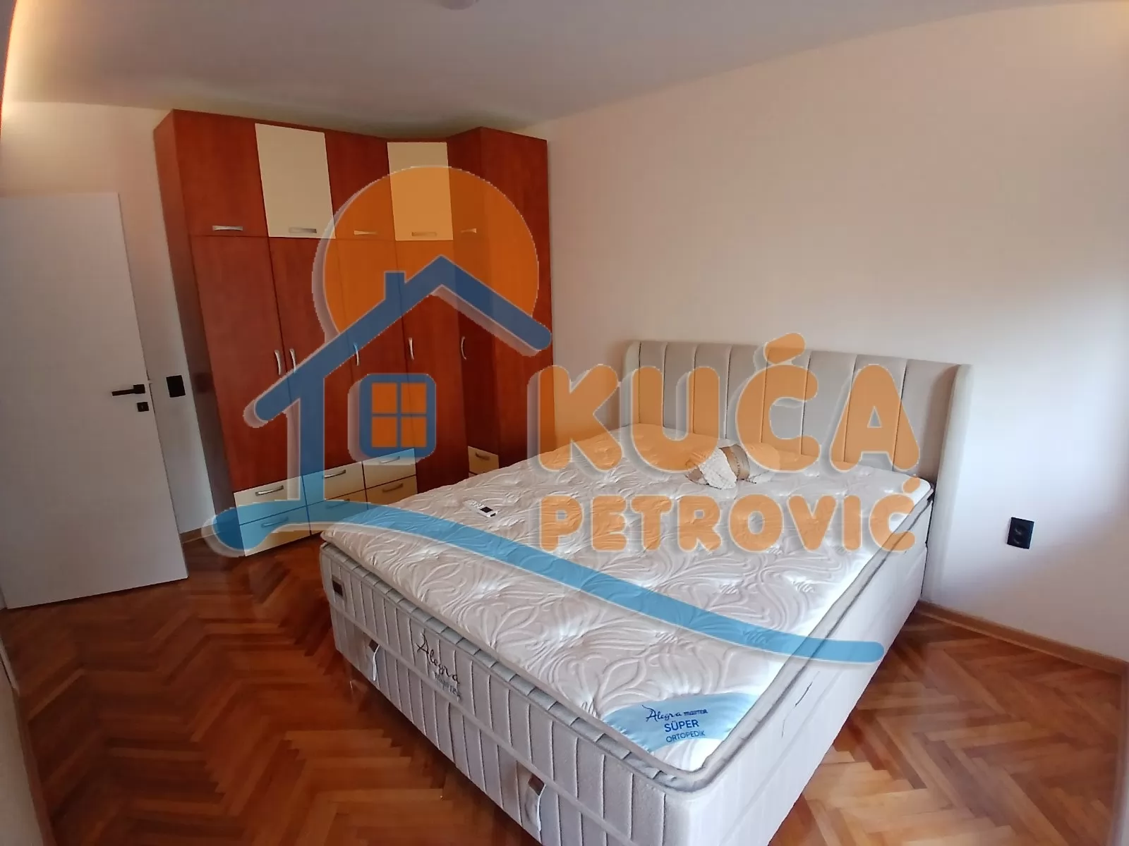 Dvosoban stan, 42 m2, Centar, Orlovića Pavla ID: i-016372 23