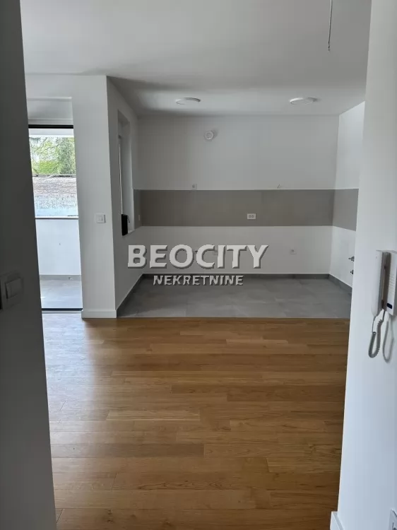 Dvosoban stan, 46 m2, Bulevar Evrope ID: 131935 4