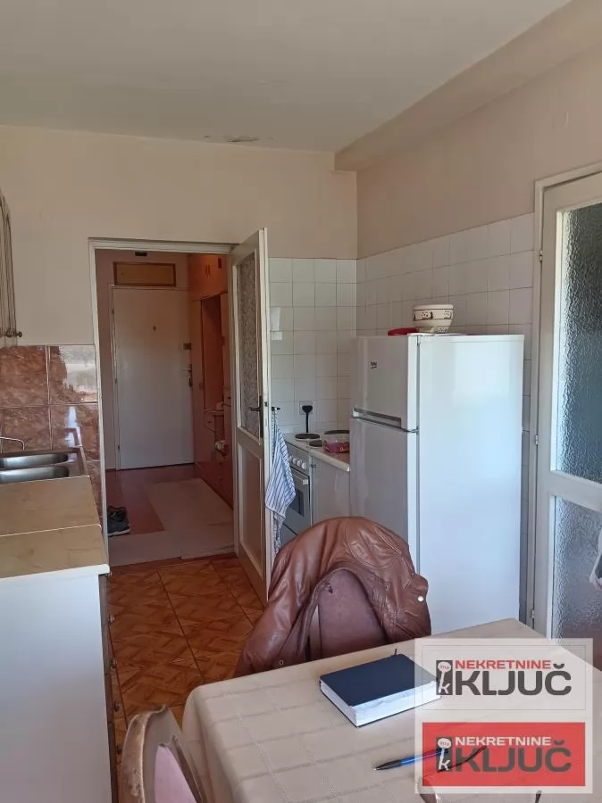 KEJ, 71m2, Trosoban, Pogled 6