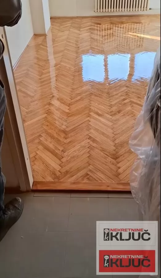 SAJAM IZDAJE SE DVOSOBAN DELIMIČNO OPREMLJEN STAN 2