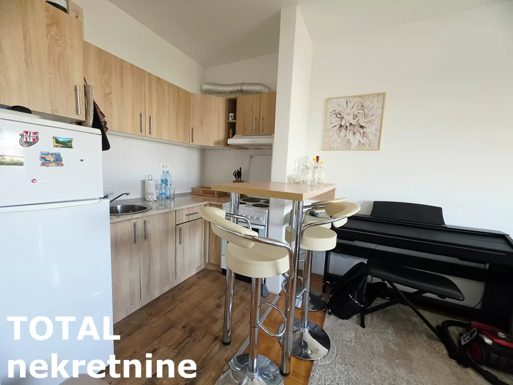 Stan,NOVI SAD,BULEVAR PATRIJARHA PAVLA,kv: 36.00, € 129000, ID: 1102599 10