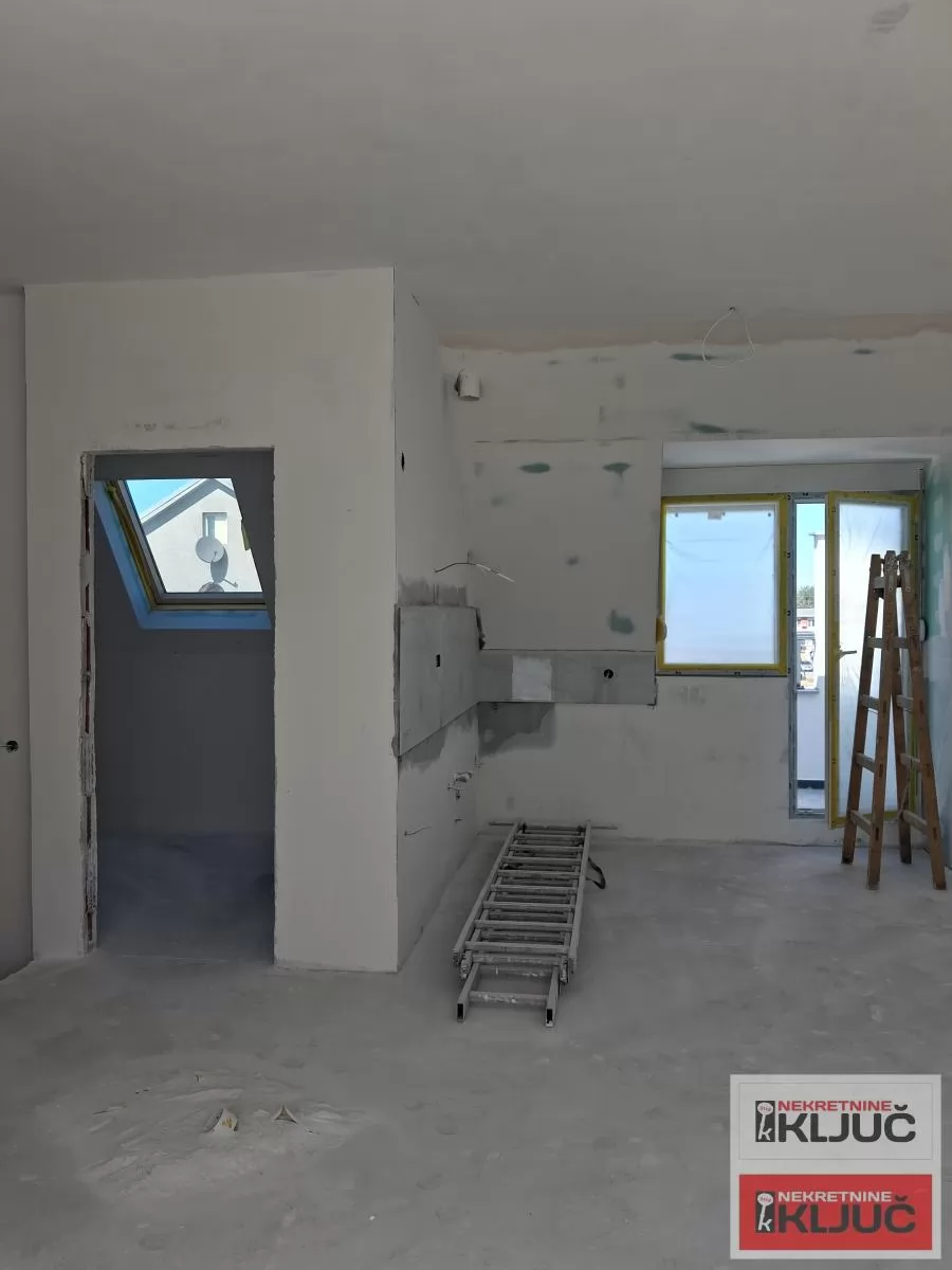BLIZINA LIPOV GAJA, 65m2 + 20m2 Terasa, Troiposoban sa pdv 2