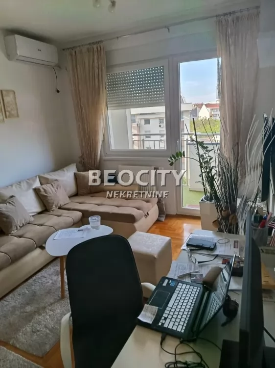 Dvosoban stan, 36 m2, Telep, Bulevar Patrijarha Pavla ID: 131978 1