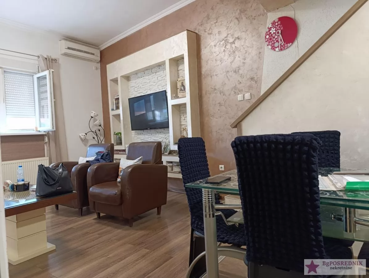 Pančevo, Centar, Cara Lazara, 113m2 3
