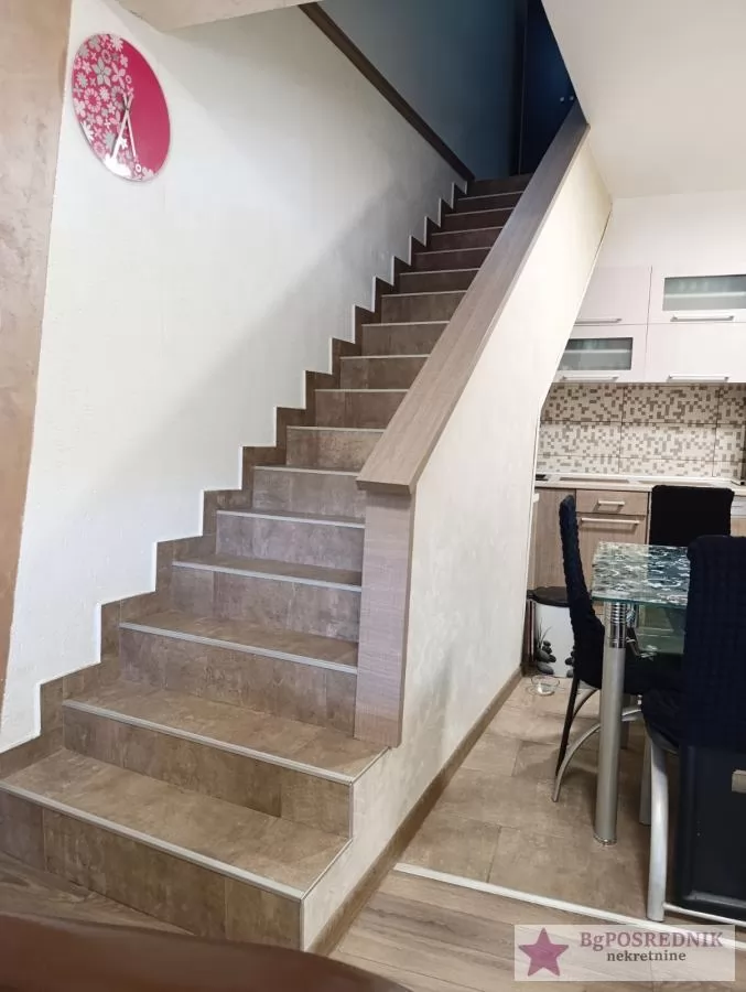 Pančevo, Centar, Cara Lazara, 113m2 5