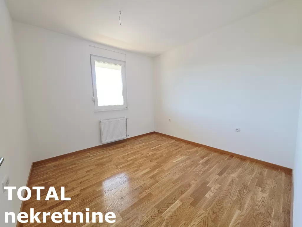 Stan,PETROVARADIN,PETROVARADIN,kv: 67.00, € 154100, ID: 1100272 7