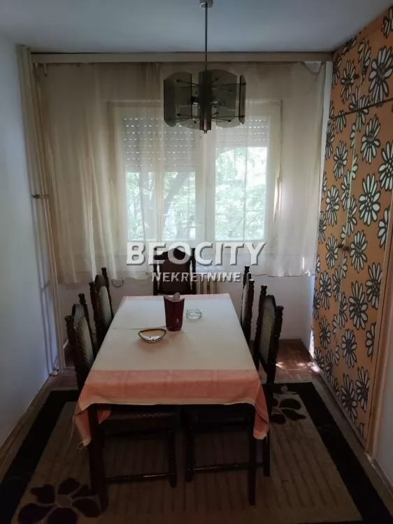 Trosoban stan, 80 m2, Novo naselje, Seljačkih buna ID: 132045 1
