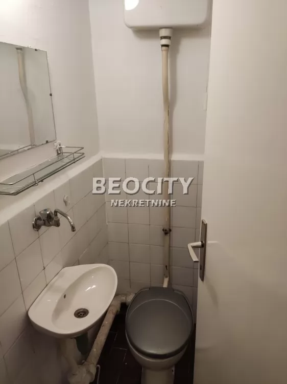 Trosoban stan, 80 m2, Novo naselje, Seljačkih buna ID: 132045 7