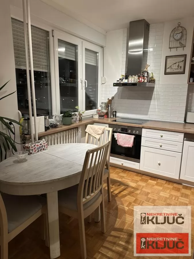 LIMAN 4, 93m2+ terase, Četvorosoban, Renoviran 5