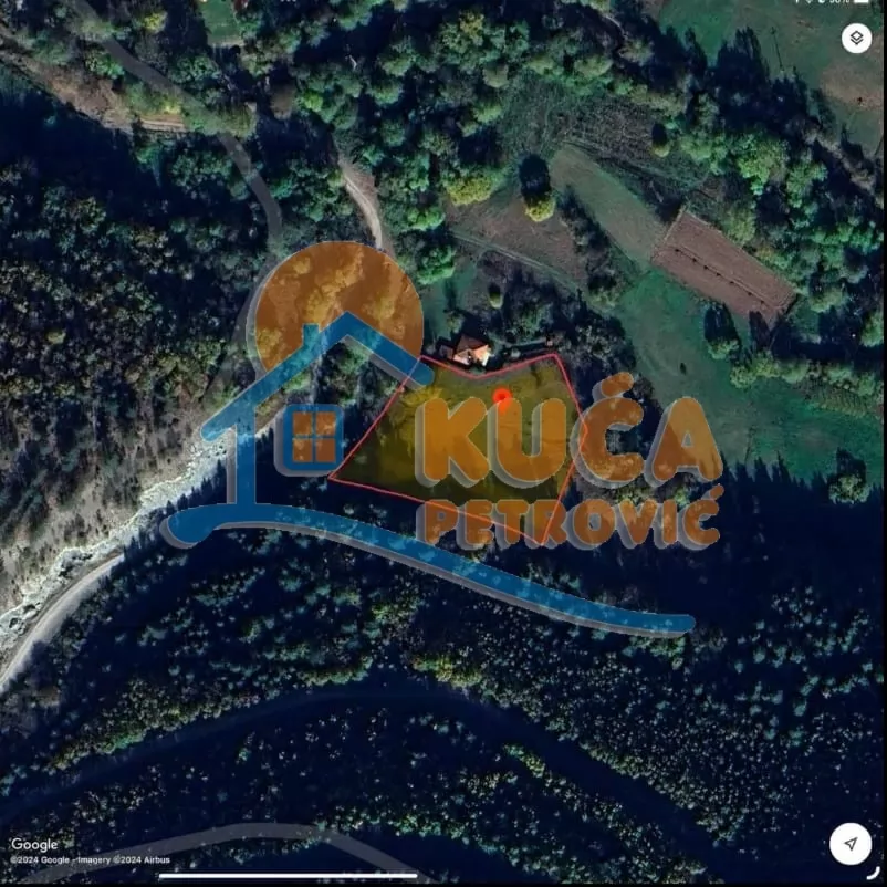 Plac, Mitrovo Polje ID: p-016404 10