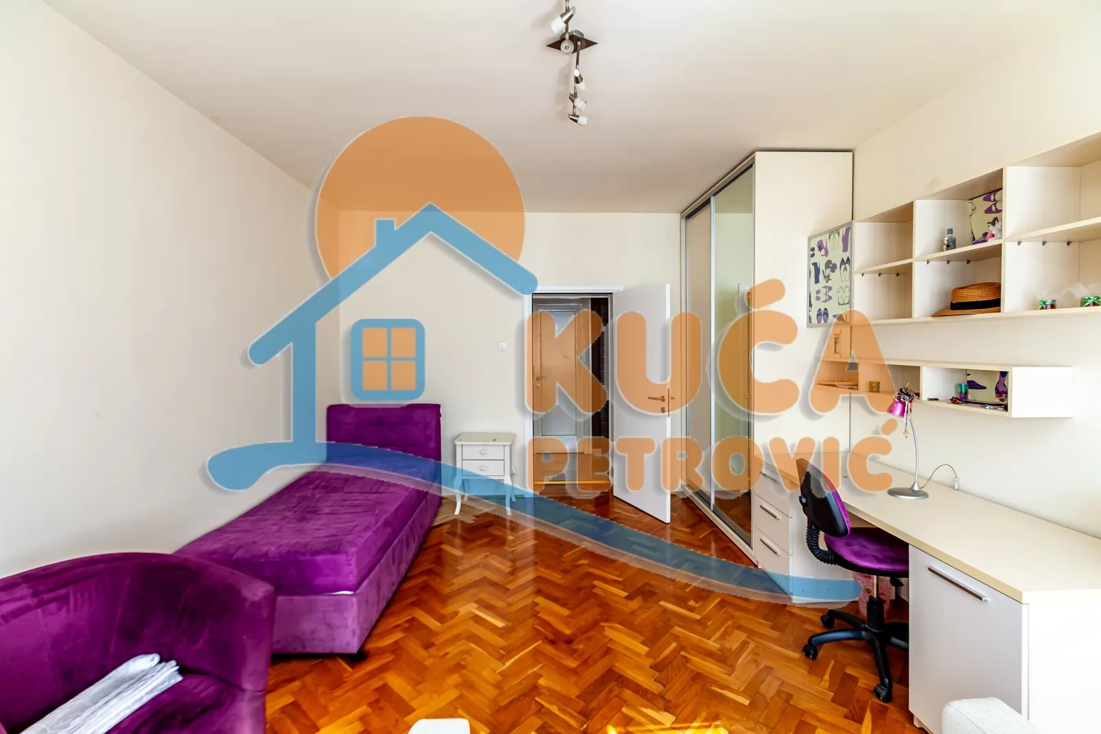Trosoban stan, 105 m2, Centar, Obrenovićeva ID: p-016395 11