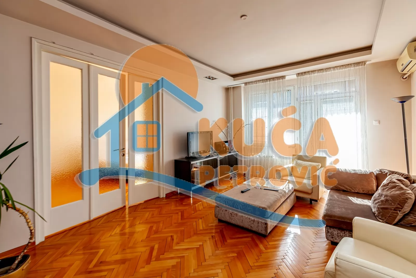 Trosoban stan, 105 m2, Centar, Obrenovićeva ID: p-016395 6