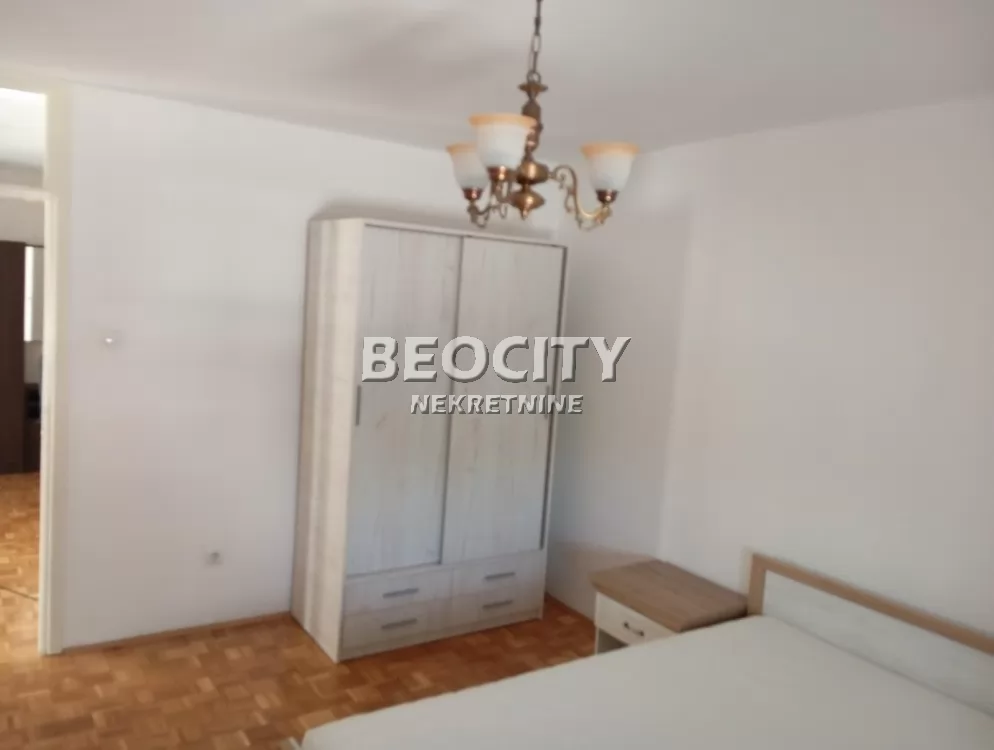 Trosoban stan, 70 m2, Novo naselje, Mileve Marić ID: 132055 9