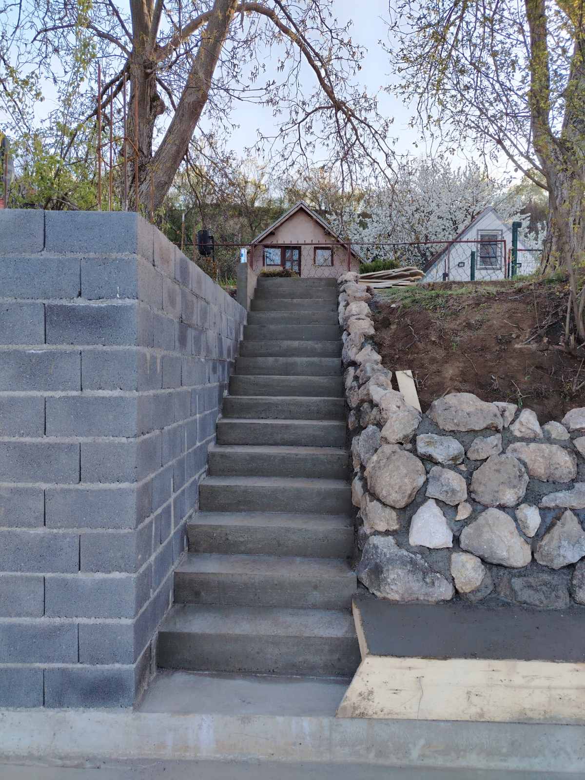 Izdaje se apartman vikendica Ivanka Srebrno jezero 1