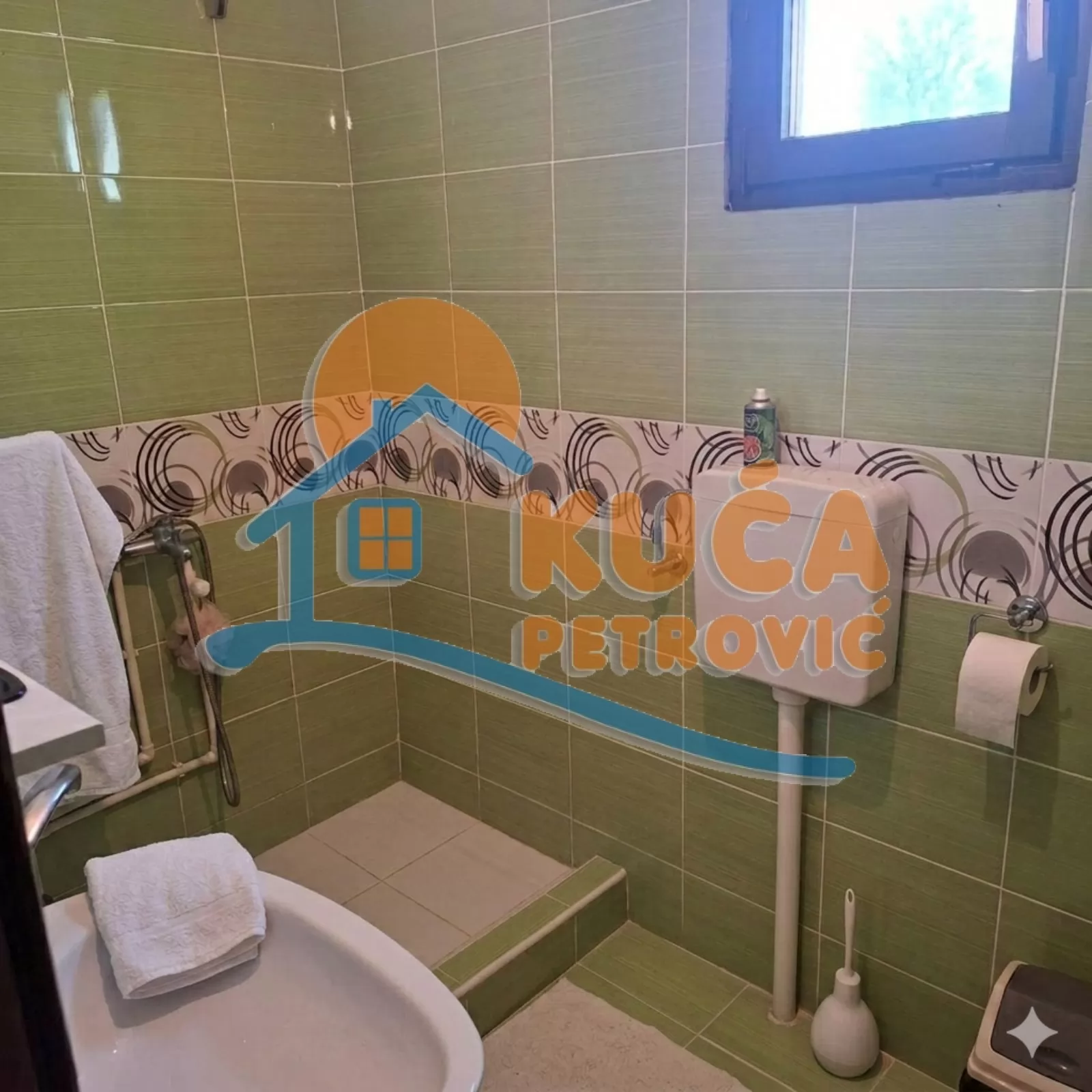 četvorosobna kuća, 266 m2, Donji Barbeš, Donji Barbeš ID: p-016409 16