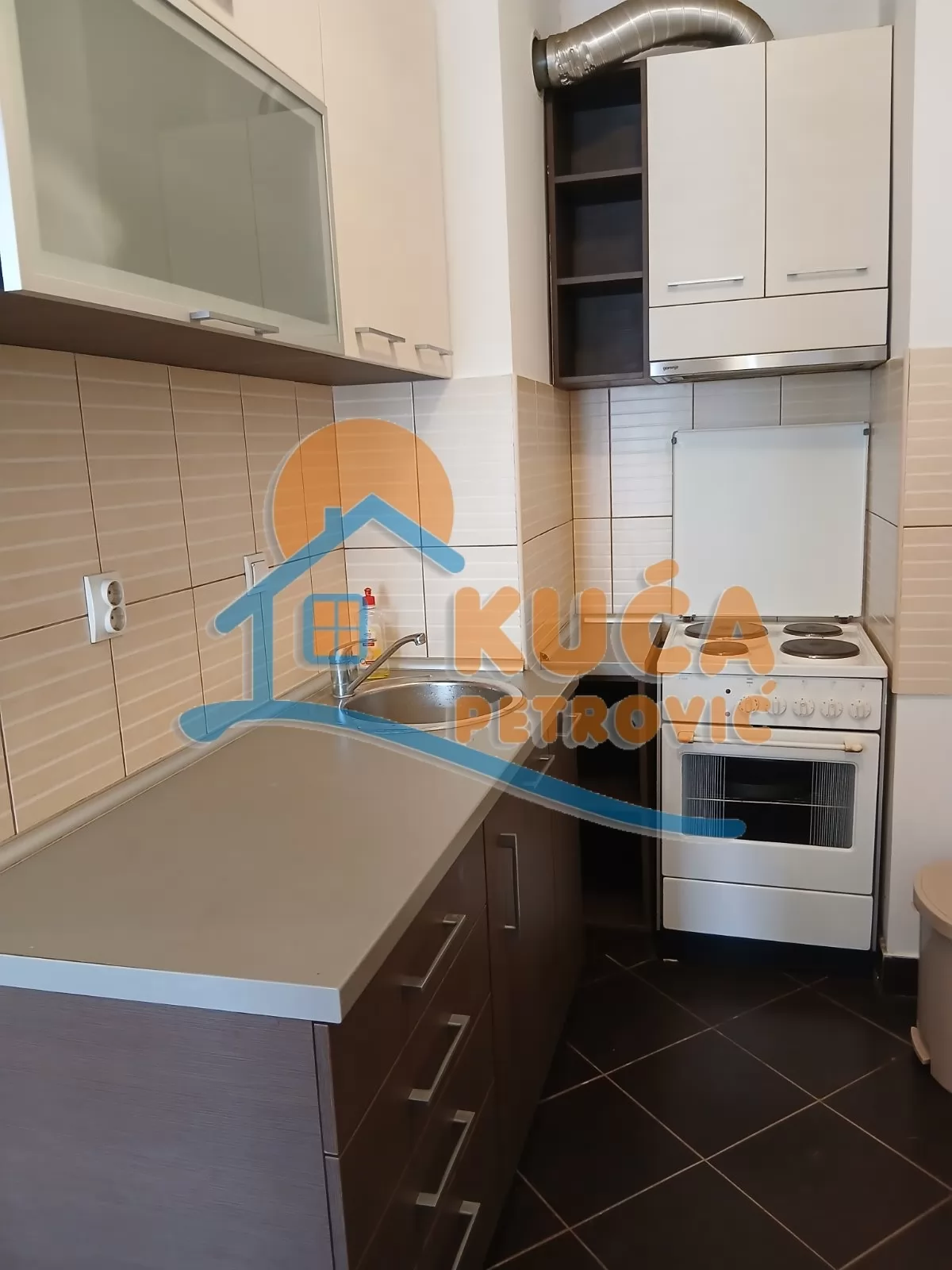 Jednosoban stan, 38 m2, Dom zdravlja, Vojvode Stepe ID: i-016413 7