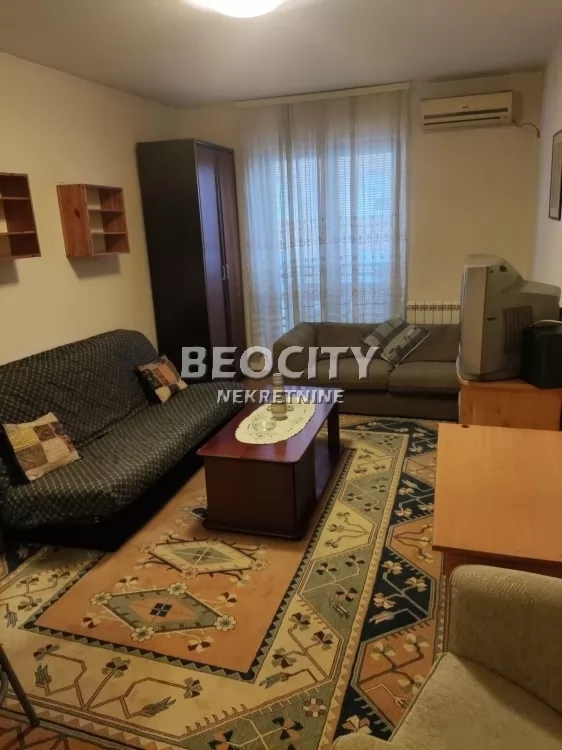 Jednosoban stan, 27 m2, Grbavica, Doža Djerdja ID: 76344 1