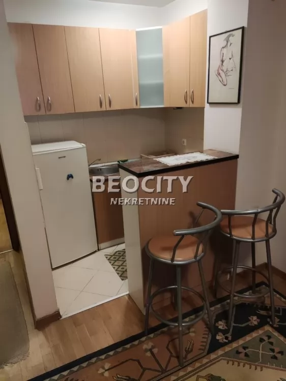 Jednosoban stan, 27 m2, Grbavica, Doža Djerdja ID: 76344 2