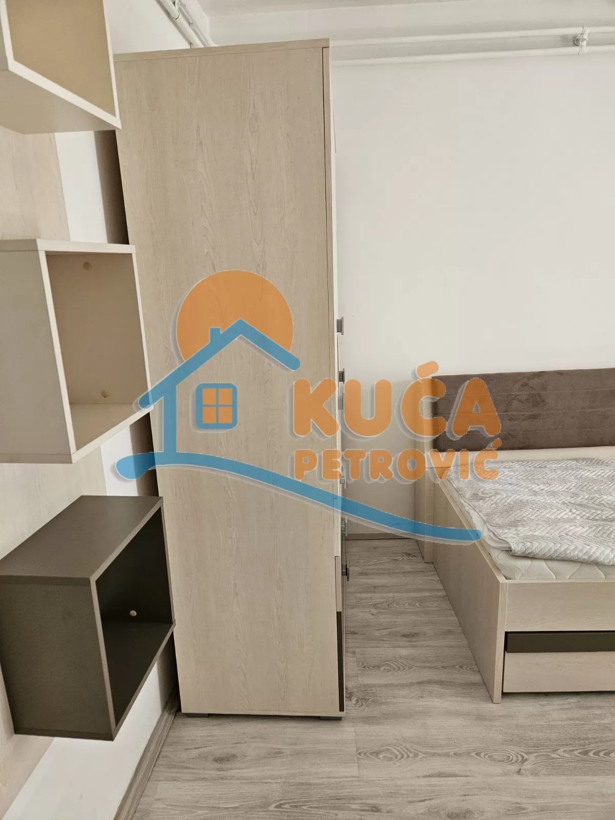 četvorosobna kuća, 375 m2, Čamurlija, Šumatovačka ID: p-016434 9